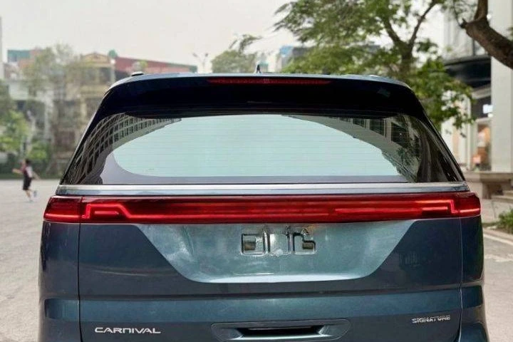 Kia Carnival Premium Dầu 2022
