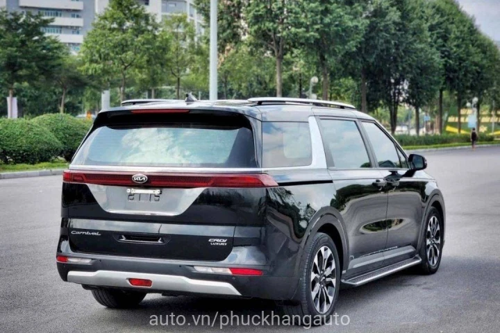 Kia Carnival Luxury Dầu 2022