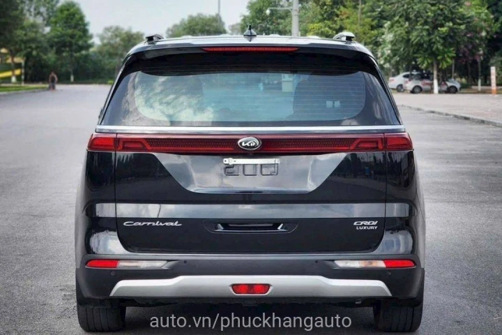 Kia Carnival Luxury Dầu 2022