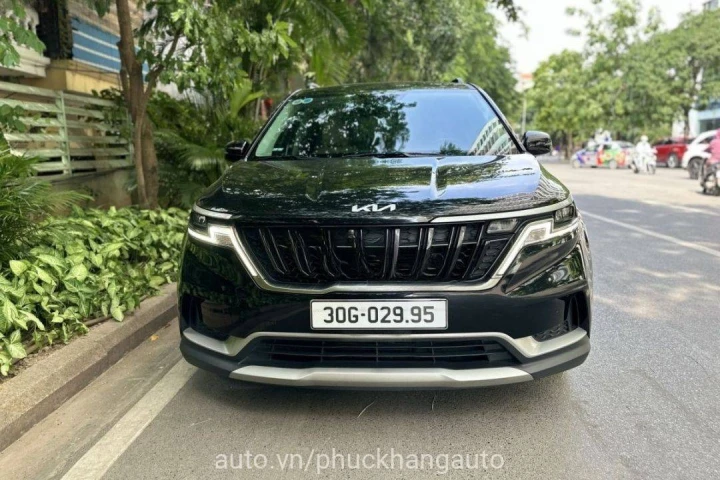 Kia Carnival Luxury Dầu 2022