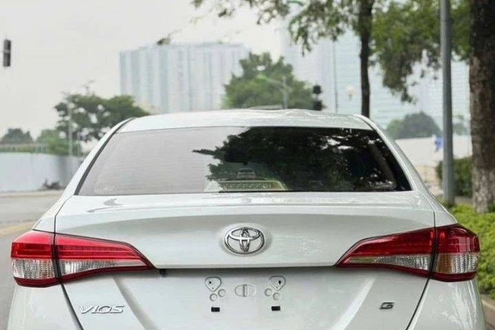 Toyota Vios 1.5G-CVT 2021