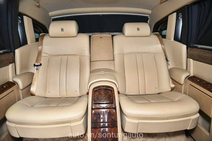 Rolls-Royce Phantom 2016