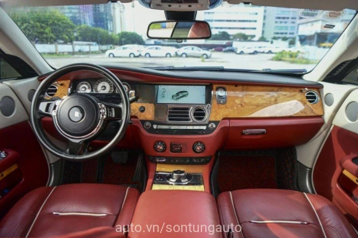 Rolls-Royce Wraith 2014