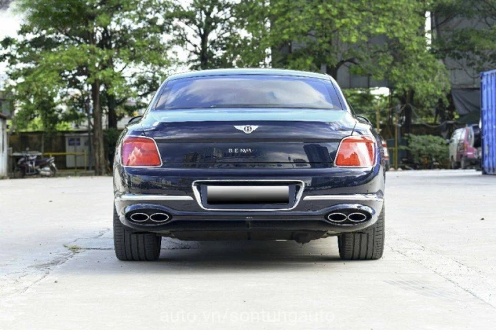 Bentley Flying Spur 2021