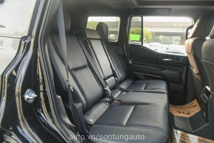 Toyota Land Cruiser Prado 2024