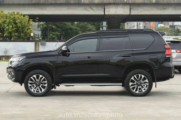 Toyota Land Cruiser Prado 2022