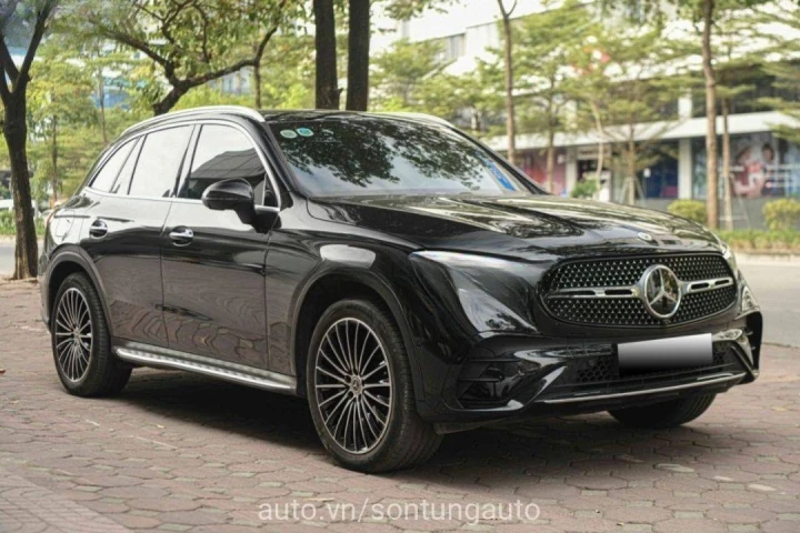 Mercedes-Benz GLC GLC300 2023