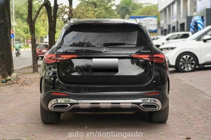 Mercedes-Benz GLC GLC300 2023
