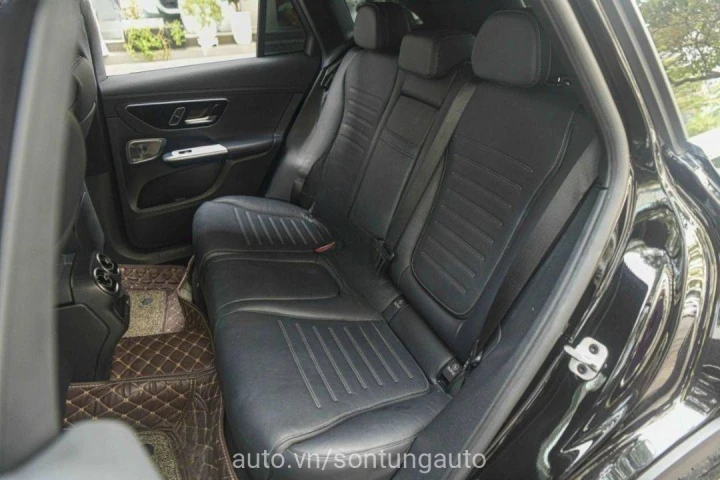 Mercedes-Benz GLC GLC300 2023