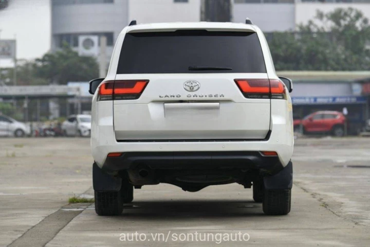 Toyota Land Cruiser 2023