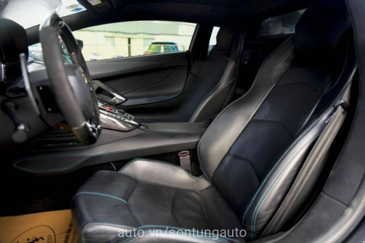 Lamborghini Aventador 2015