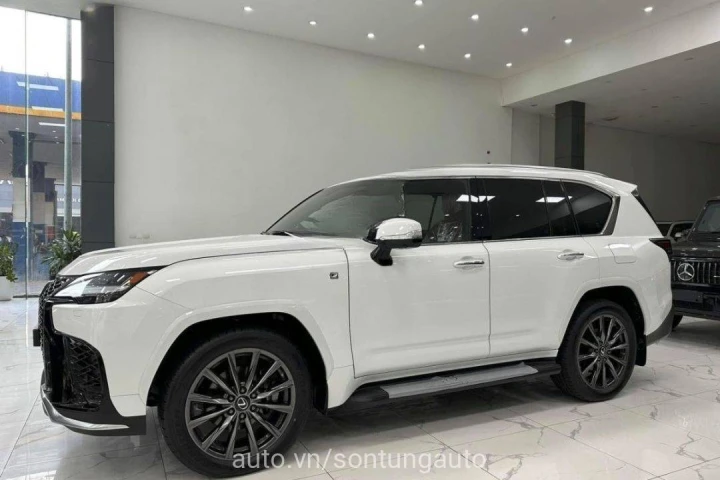 Lexus LX 600 F Sport 2023