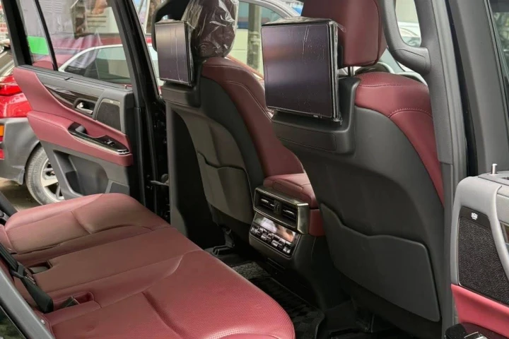 Lexus LX 2024