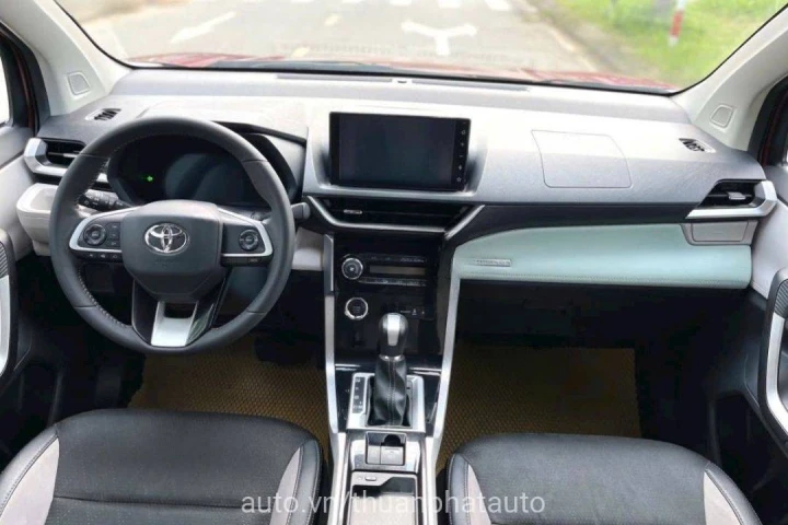 Toyota Veloz Cross CVT Top 2023