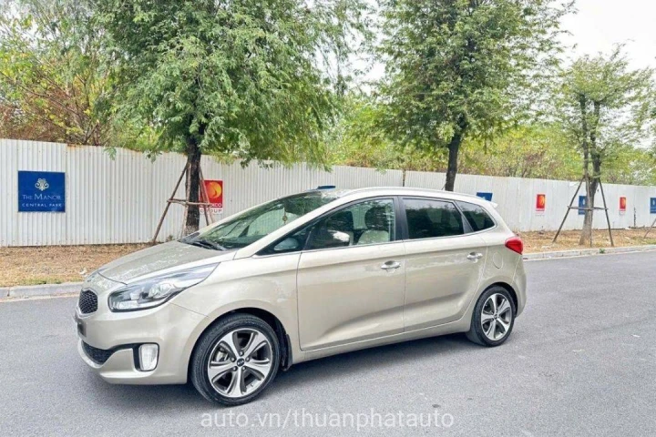 Kia Rondo 2015
