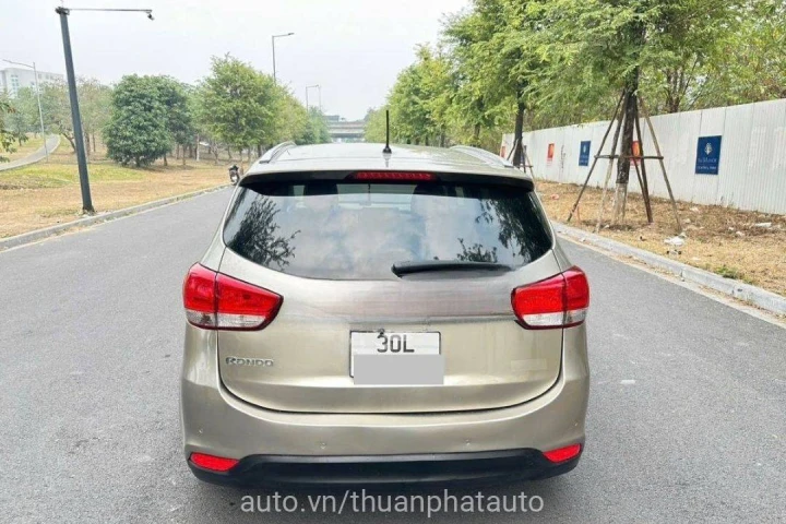 Kia Rondo 2015