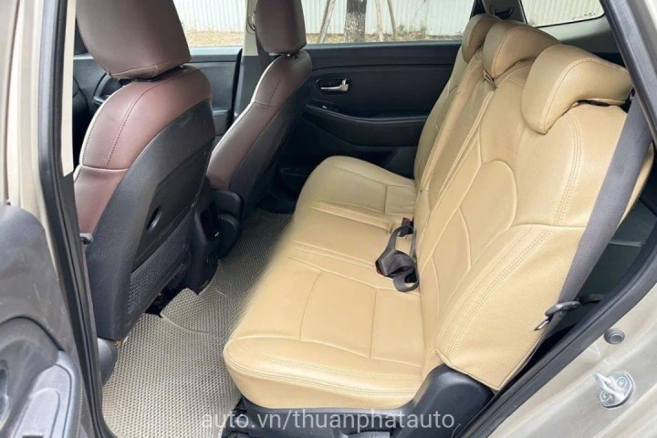 Kia Rondo 2015