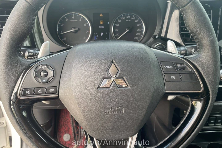 Mitsubishi Outlander 2022
