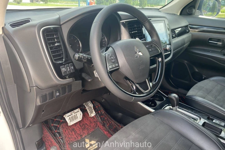 Mitsubishi Outlander 2022