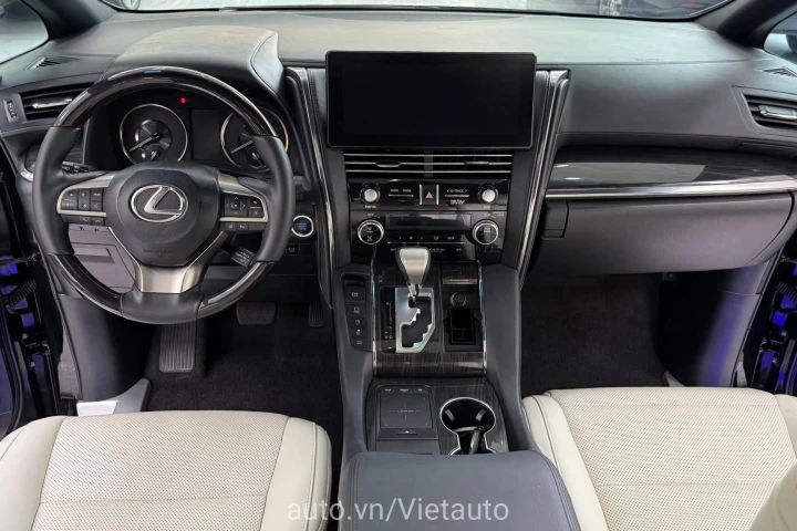 Lexus LM 2021