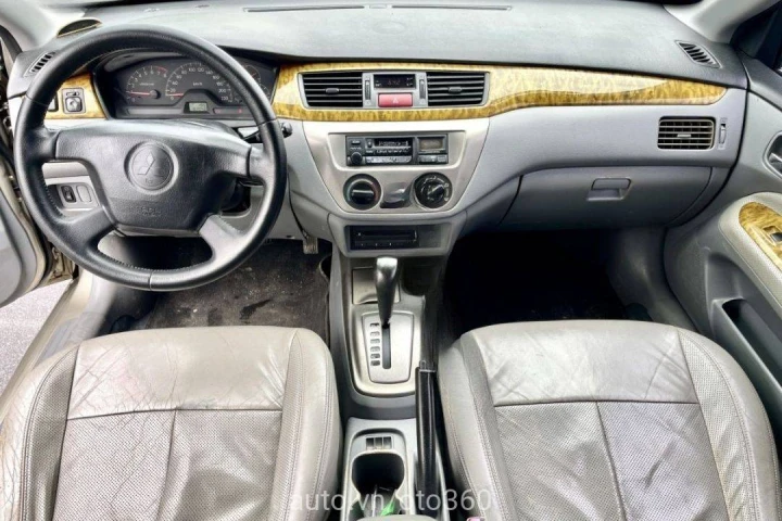 Mitsubishi Lancer 2004