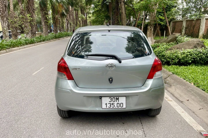 Toyota Yaris 2012