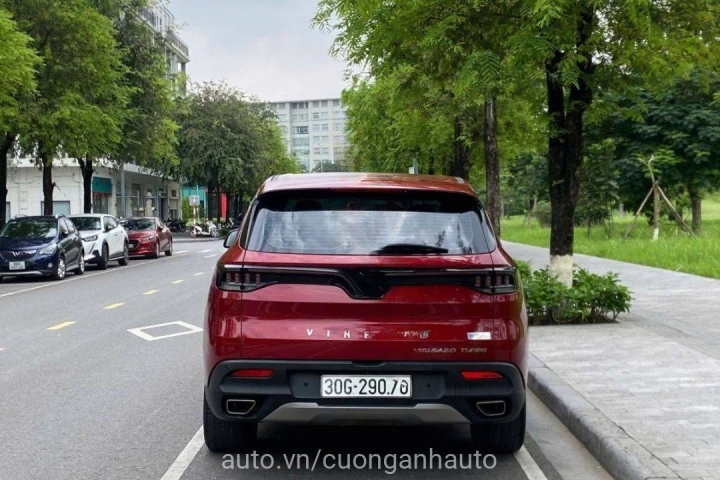 VinFast Lux SA2.0 2019
