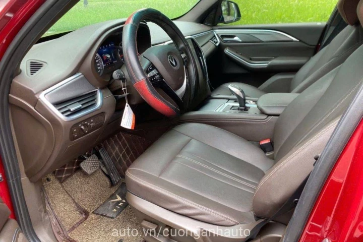 VinFast Lux SA2.0 2019