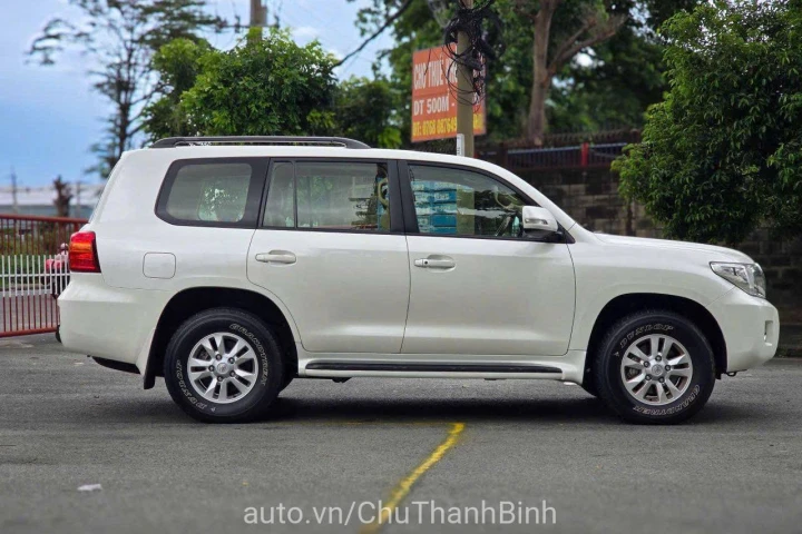 Toyota Land Cruiser 2013