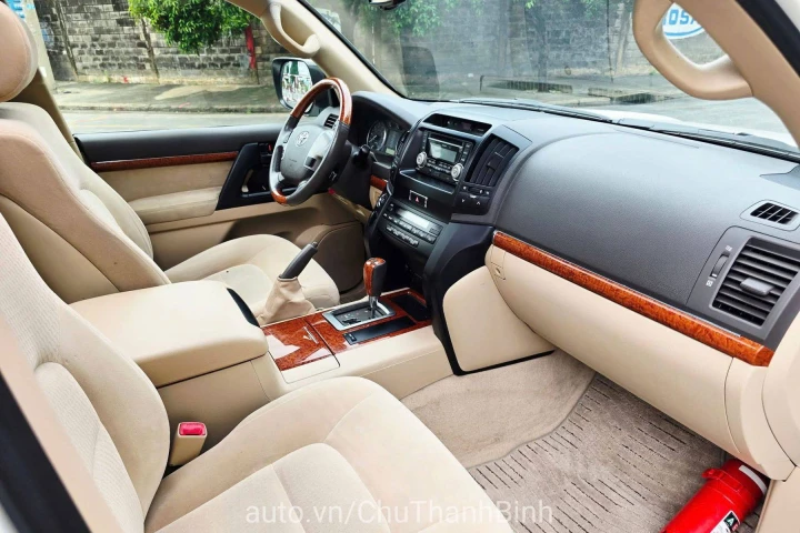 Toyota Land Cruiser 2013
