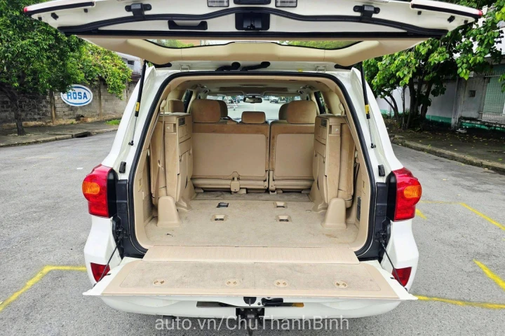 Toyota Land Cruiser 2013