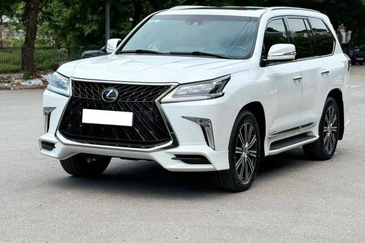 Lexus LX 2018