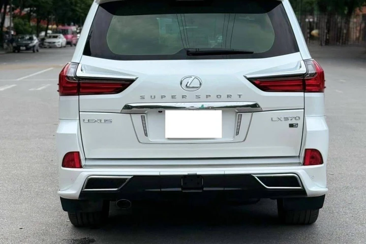 Lexus LX 2018