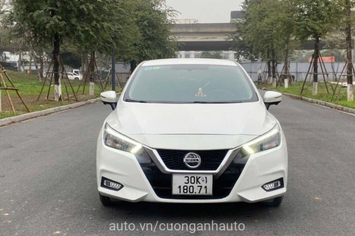 Nissan Almera 2022