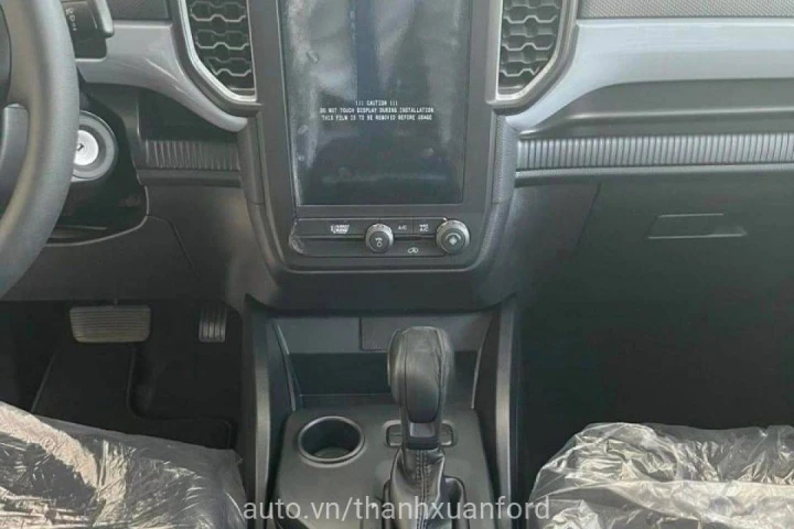 Ford Ranger XLS 2025