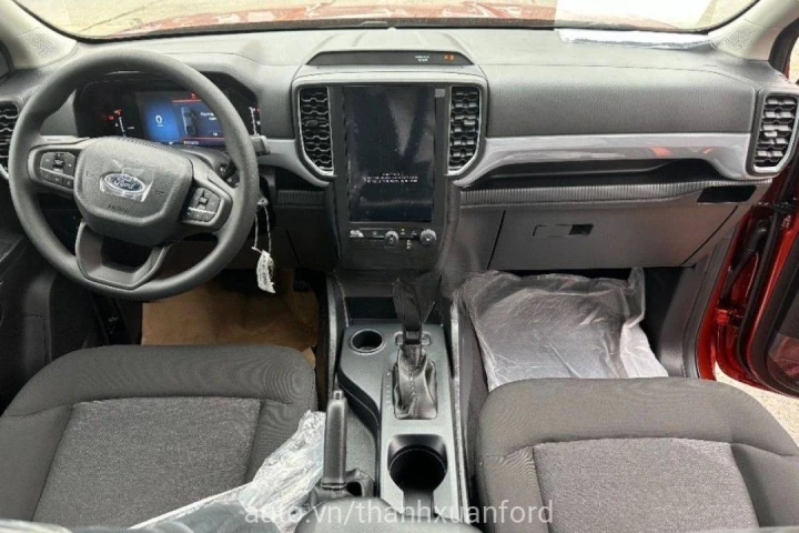 Ford Ranger XLS 2025