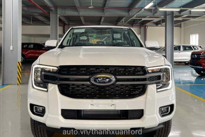 Ford Ranger XLS 2025