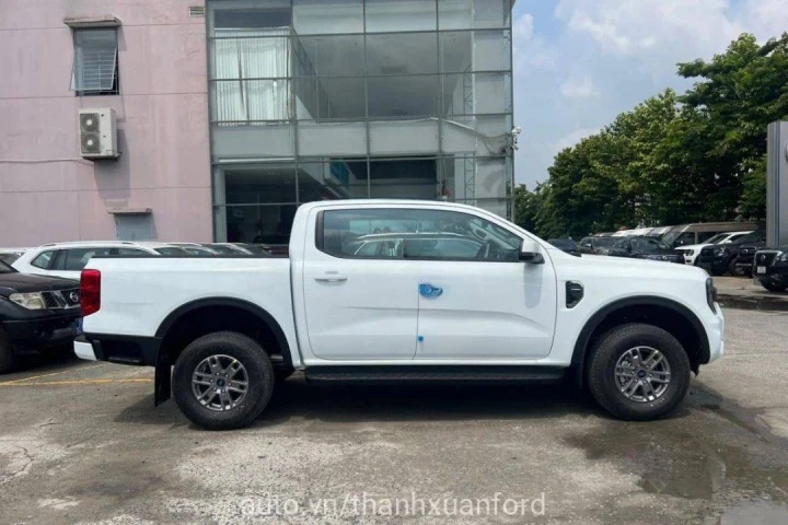 Ford Ranger XLS 2025