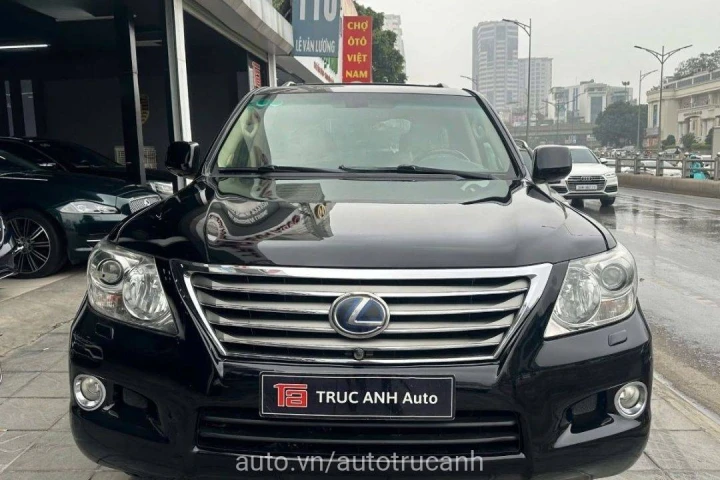 Lexus LX 2010