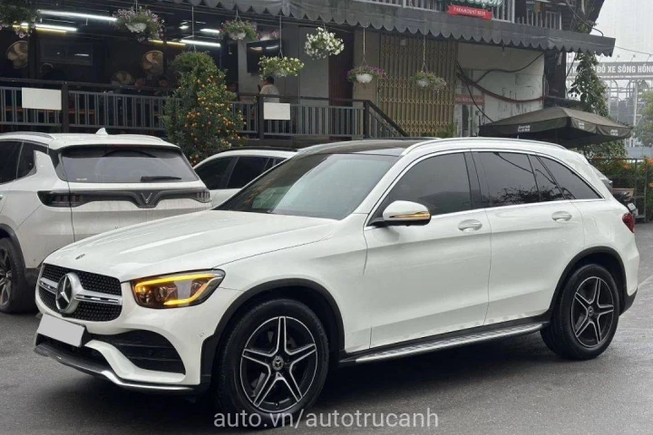 Mercedes-Benz GLC GLC300 2021