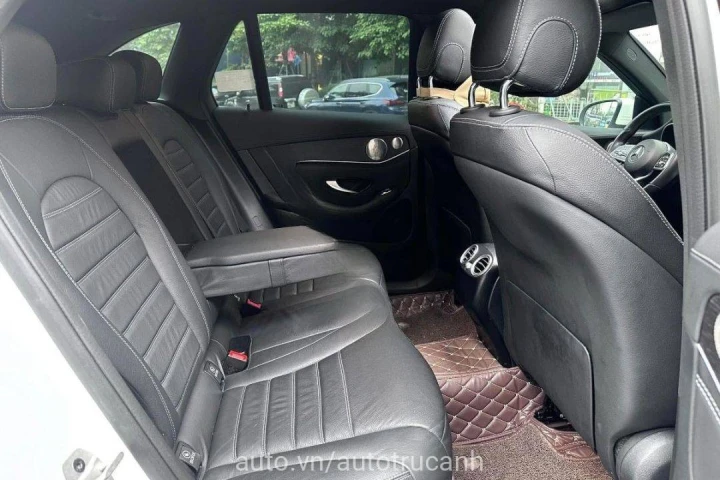 Mercedes-Benz GLC GLC300 2021