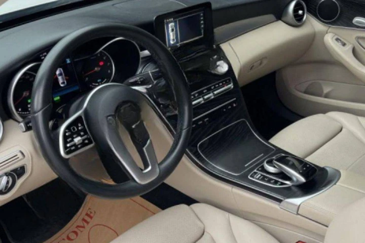 Mercedes-Benz C-Class C200 2019