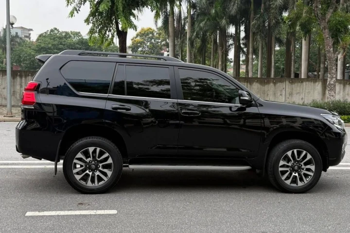 Toyota Land Cruiser Prado 2022