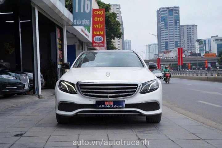Mercedes-Benz E-Class E200 2016