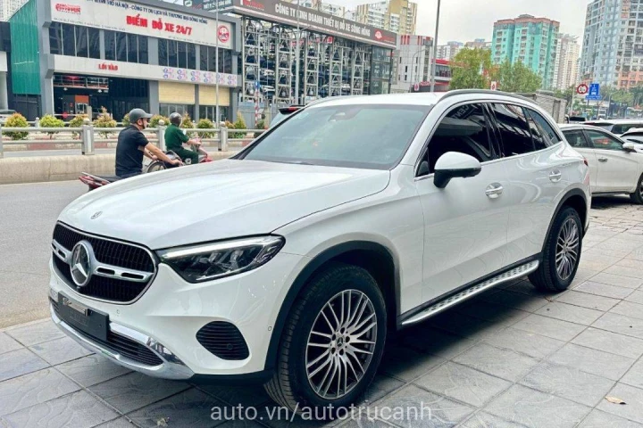 Mercedes-Benz GLC GLC200 2023
