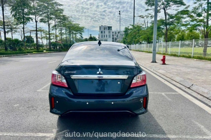 Mitsubishi Attrage MT 2023