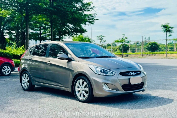 Hyundai Accent 2014