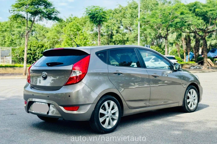 Hyundai Accent 2014