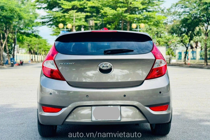 Hyundai Accent 2014