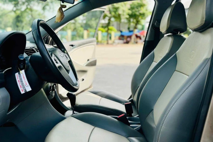 Hyundai Accent 2014